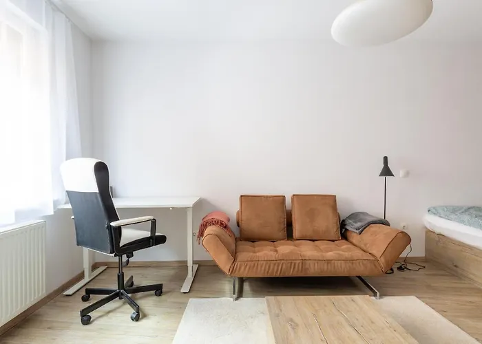B44 Brody Apartmán