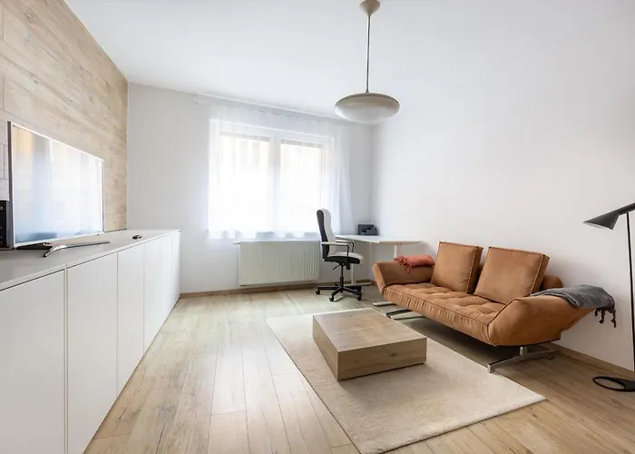 B44 Brody Apartman *